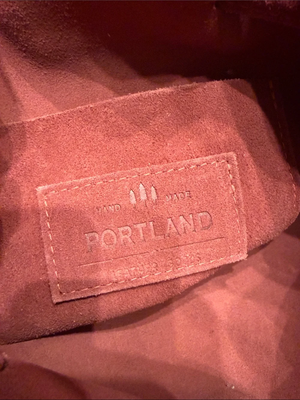 Portland Leather Good Suede Drawstring Shoulder Bag in Burgundy Rose - Picture 6 of 9